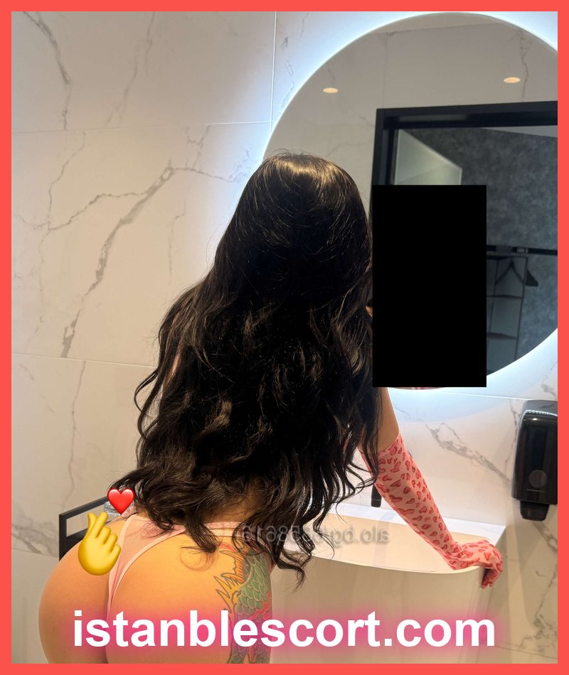 Dilara, 32 — Halaskargazi showcase card